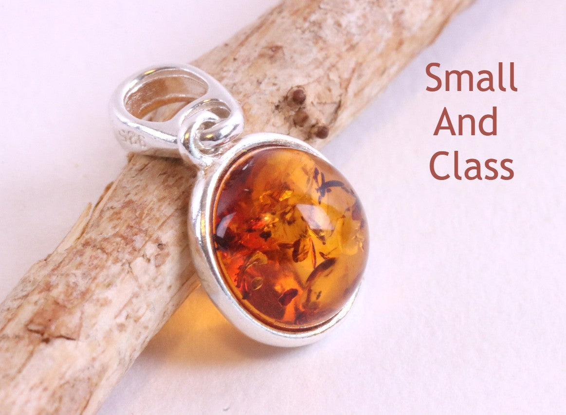 Classic Tiny Circle Pendant