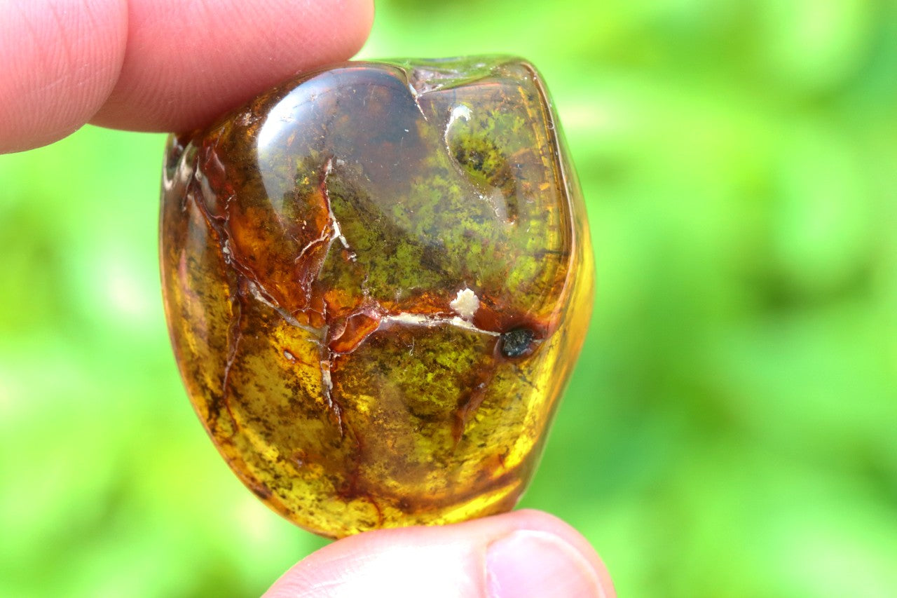 Smooth Healing Palm Stone for Stress Relief & Mindful Moments