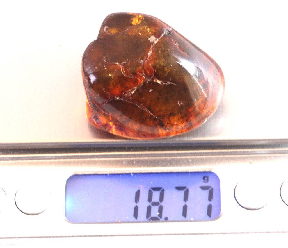 Smooth Healing Palm Stone for Stress Relief & Mindful Moments
