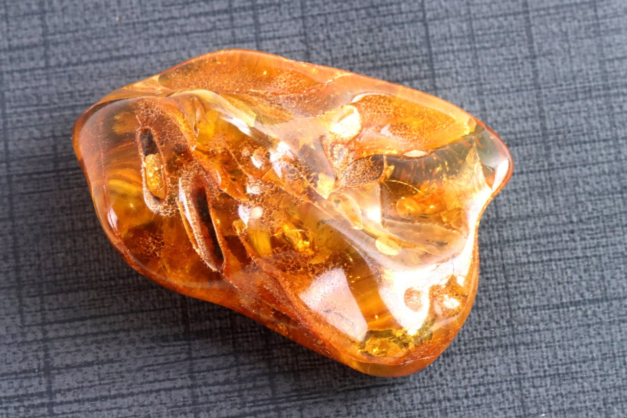 Natural Baltic Amber Gemstone