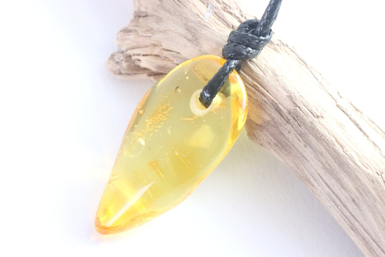 Pointed Amber Pendant