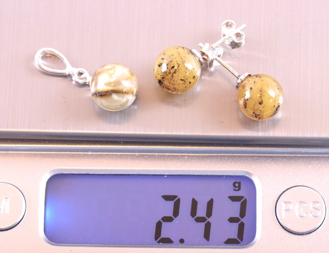 Amber Pendant and Earrings Set