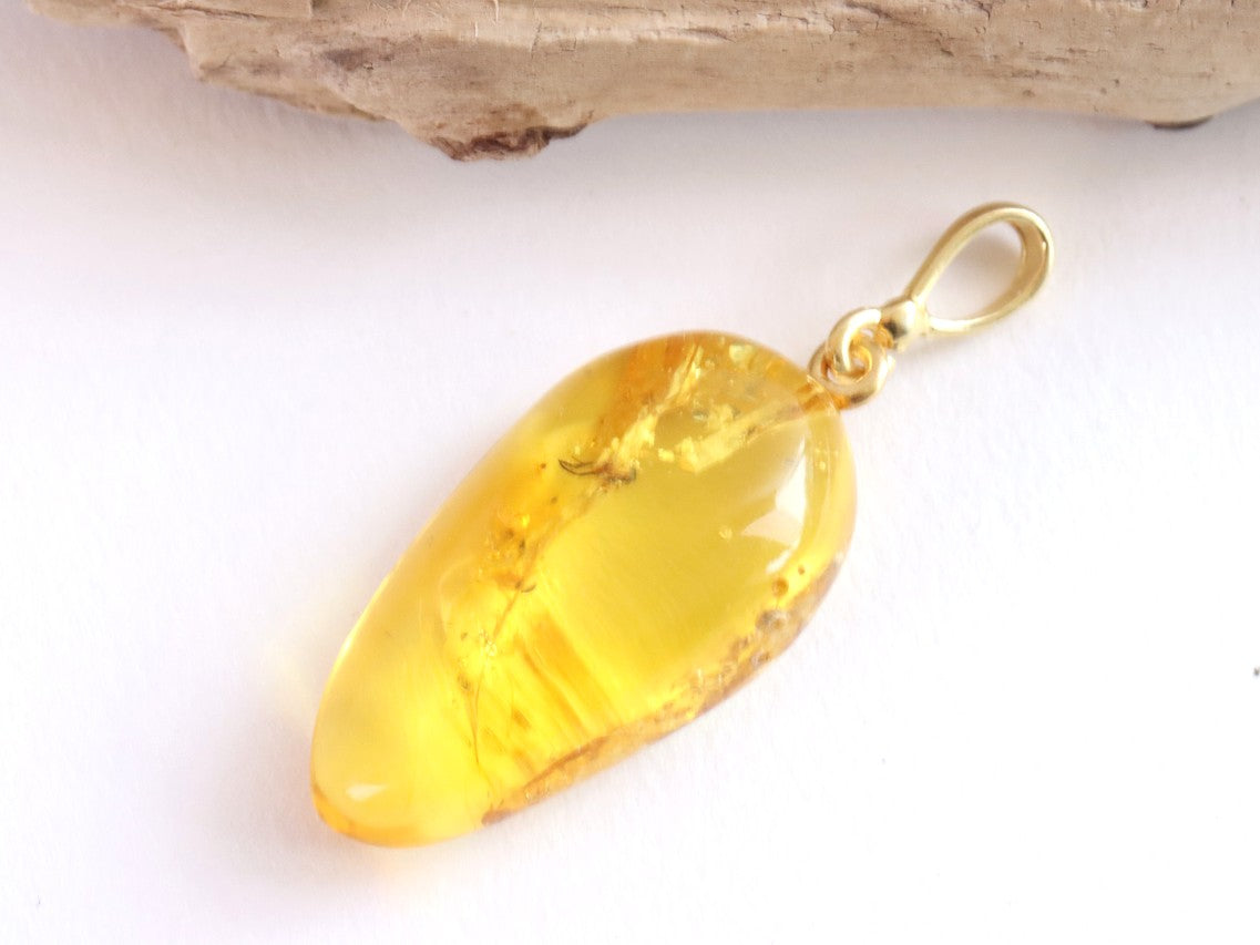 Gold-Plated Baltic Amber Pendant with Insect Inclusion