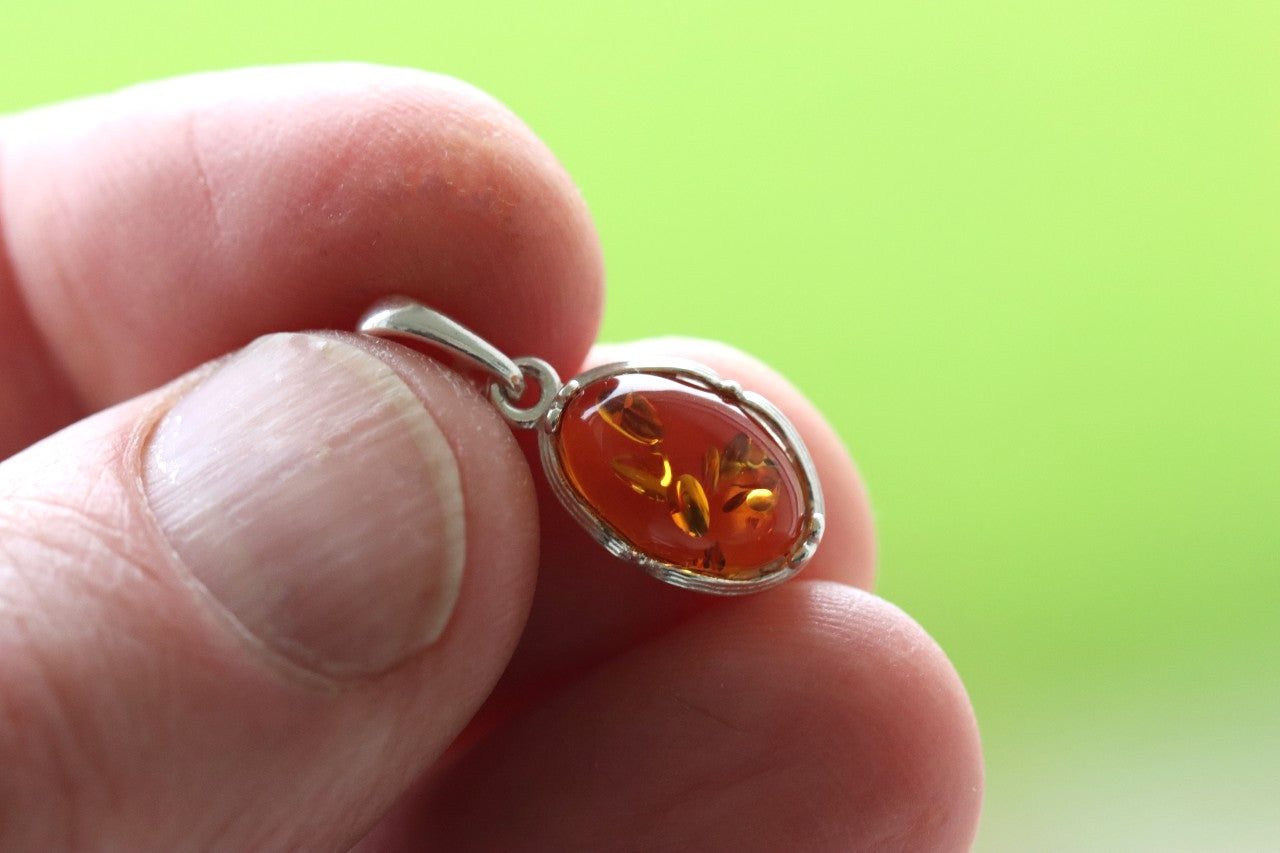 Dainty Classic Baltic Amber Pendant – Honey Gem on 925 Sterling Silver