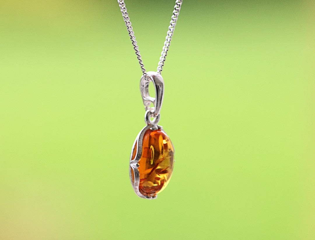 Dainty Classic Baltic Amber Pendant – Honey Gem on 925 Sterling Silver