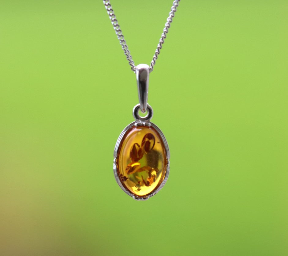 Dainty Classic Baltic Amber Pendant – Honey Gem on 925 Sterling Silver