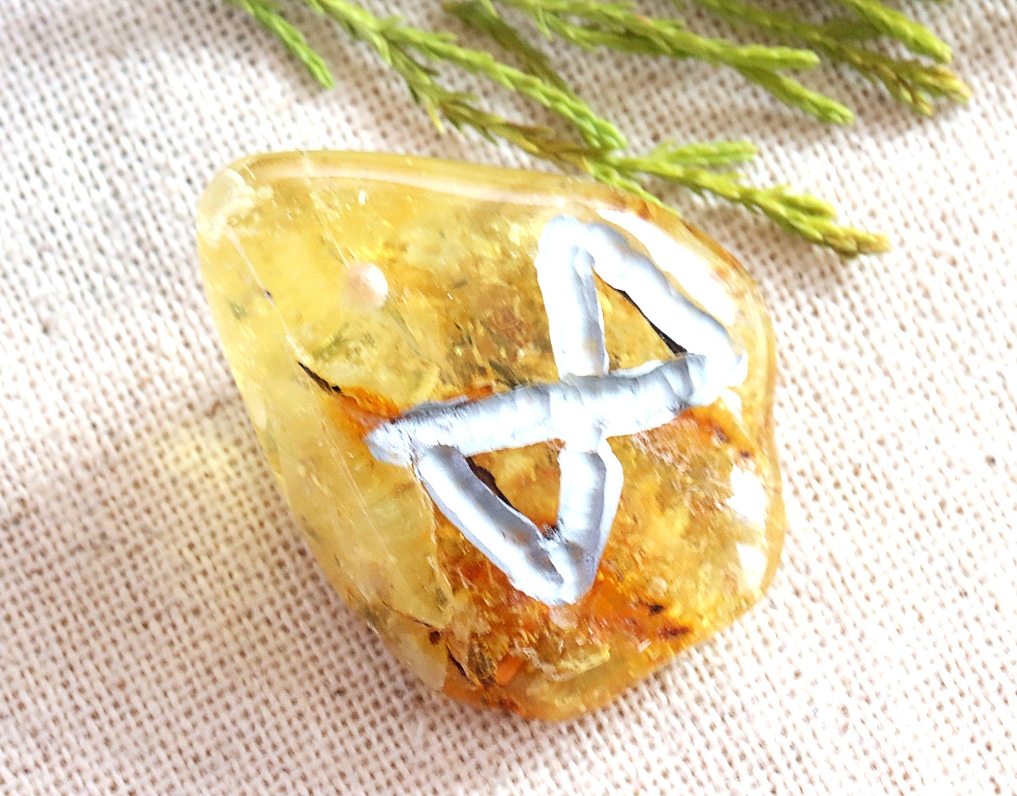 Nordic Amber Rune Symbol of Breakthrough