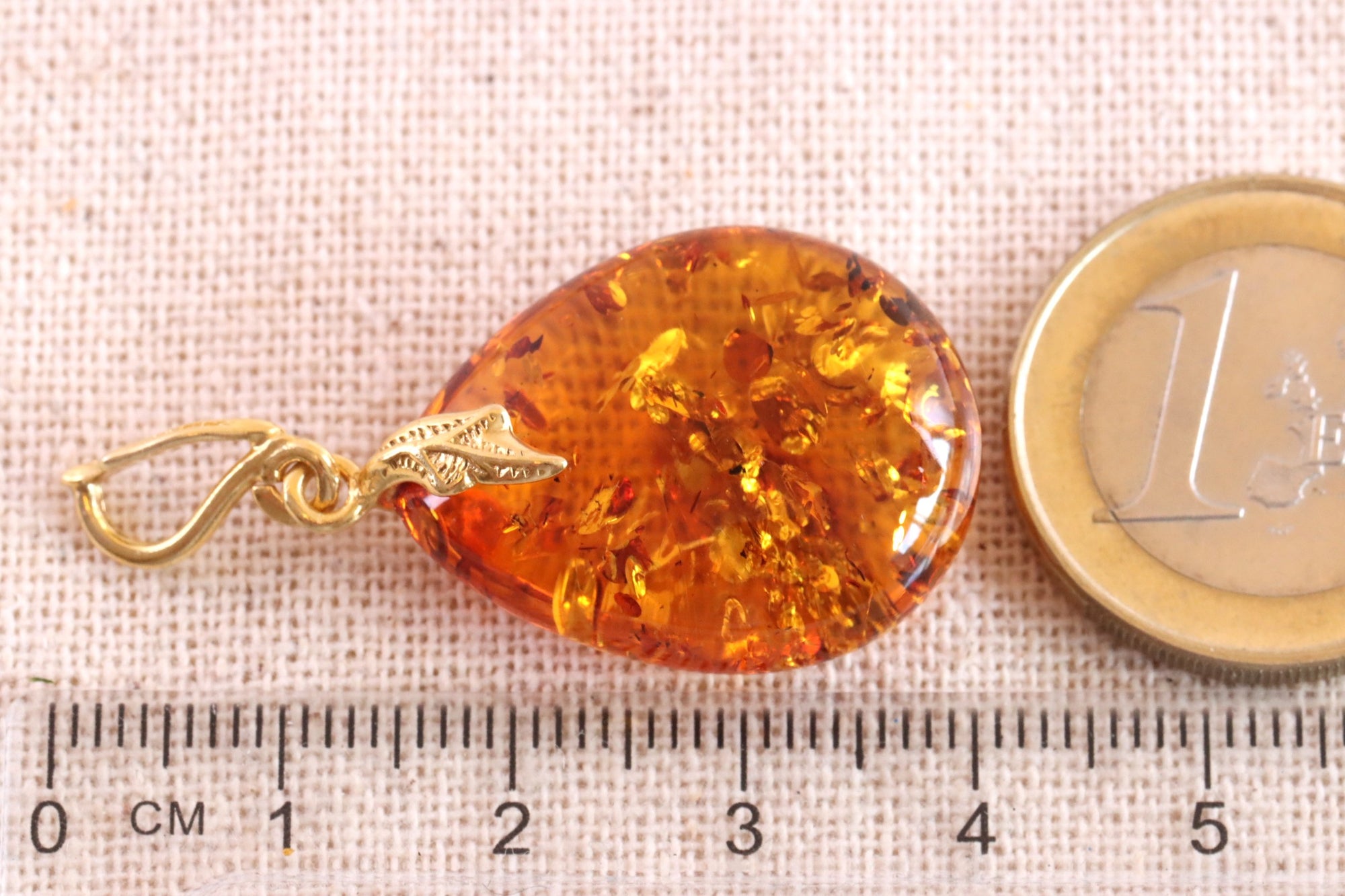 925 Gold Plated Sterling Silver Baltic Amber Drop Pendant.