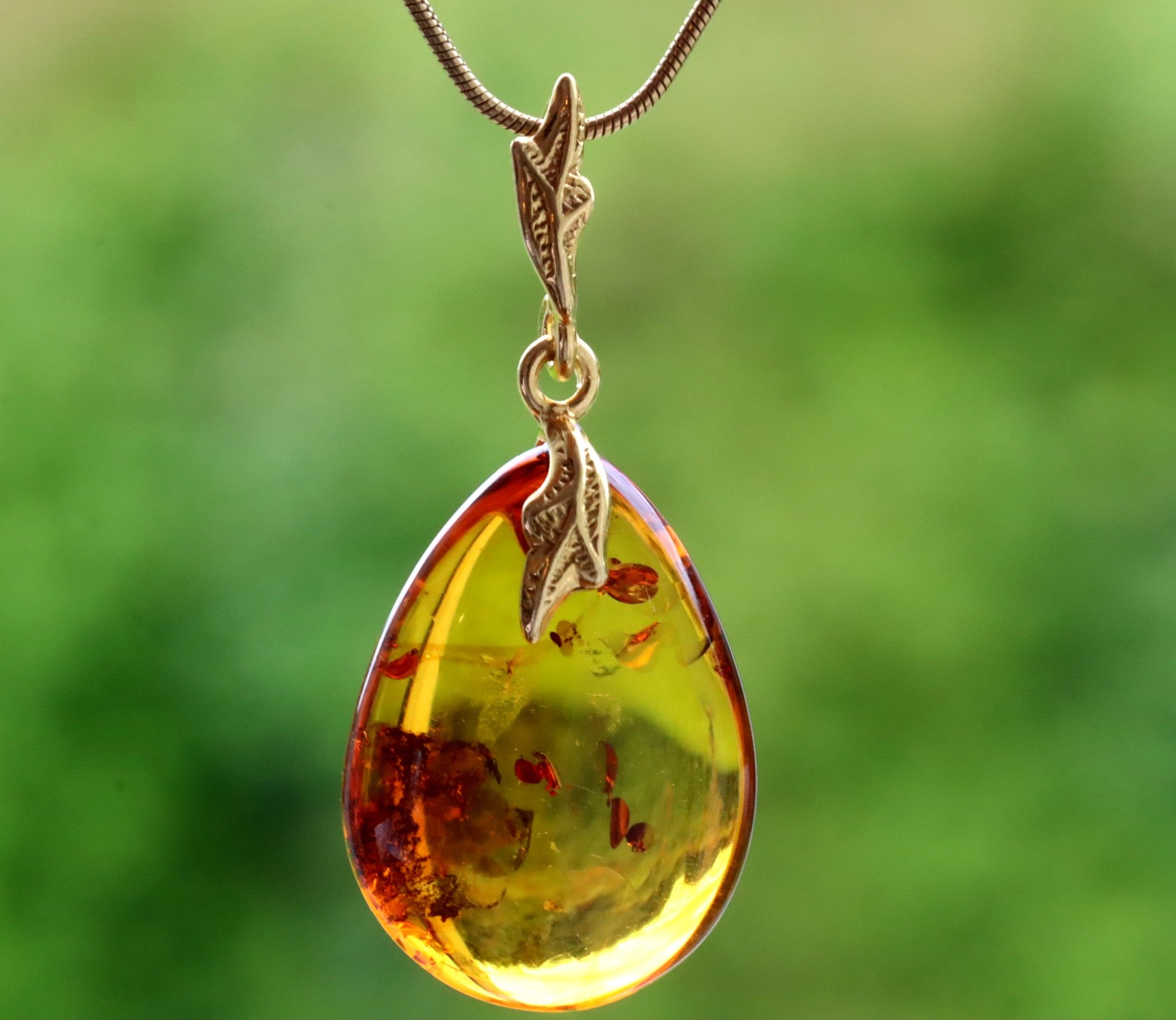 925 Gold Plated Sterling Silver Baltic Amber Drop Pendant.