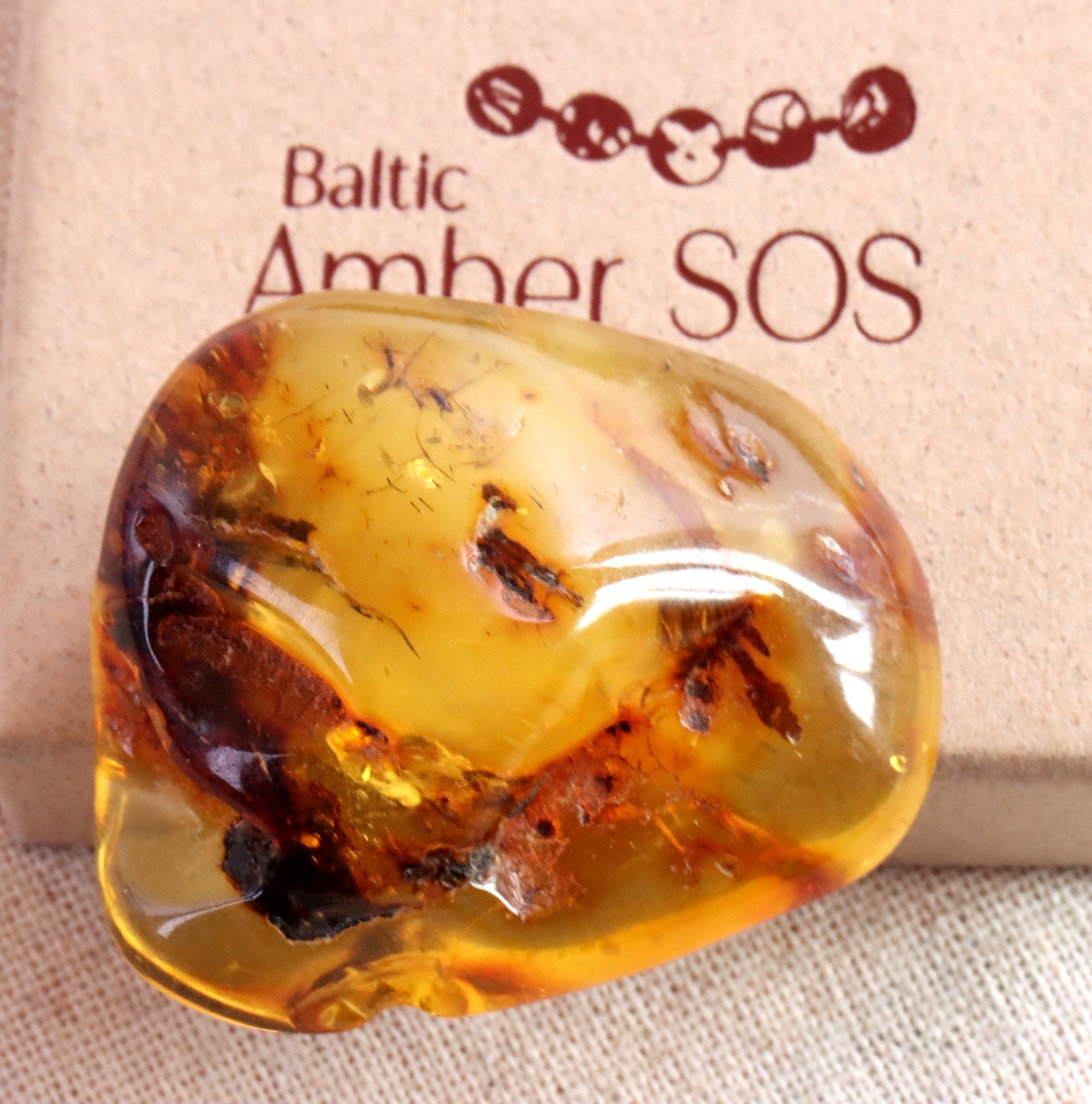 Healing Energy Amber Gemstone Natural Amber for Protection and Luck