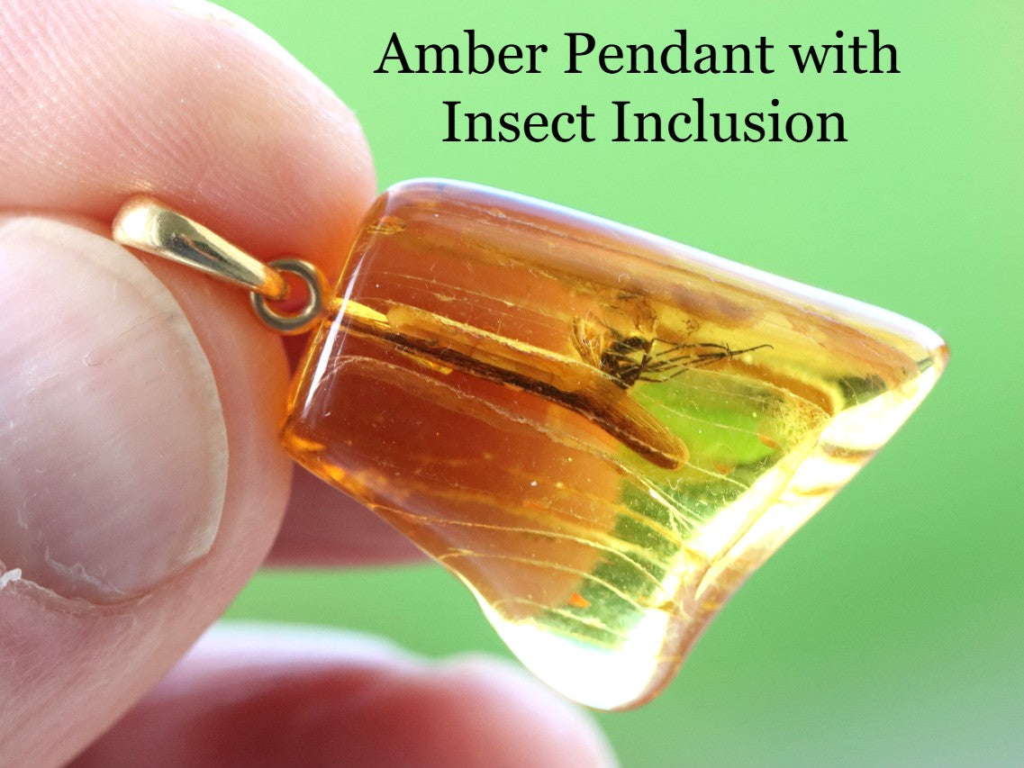 Gold Pendant with Inclusion