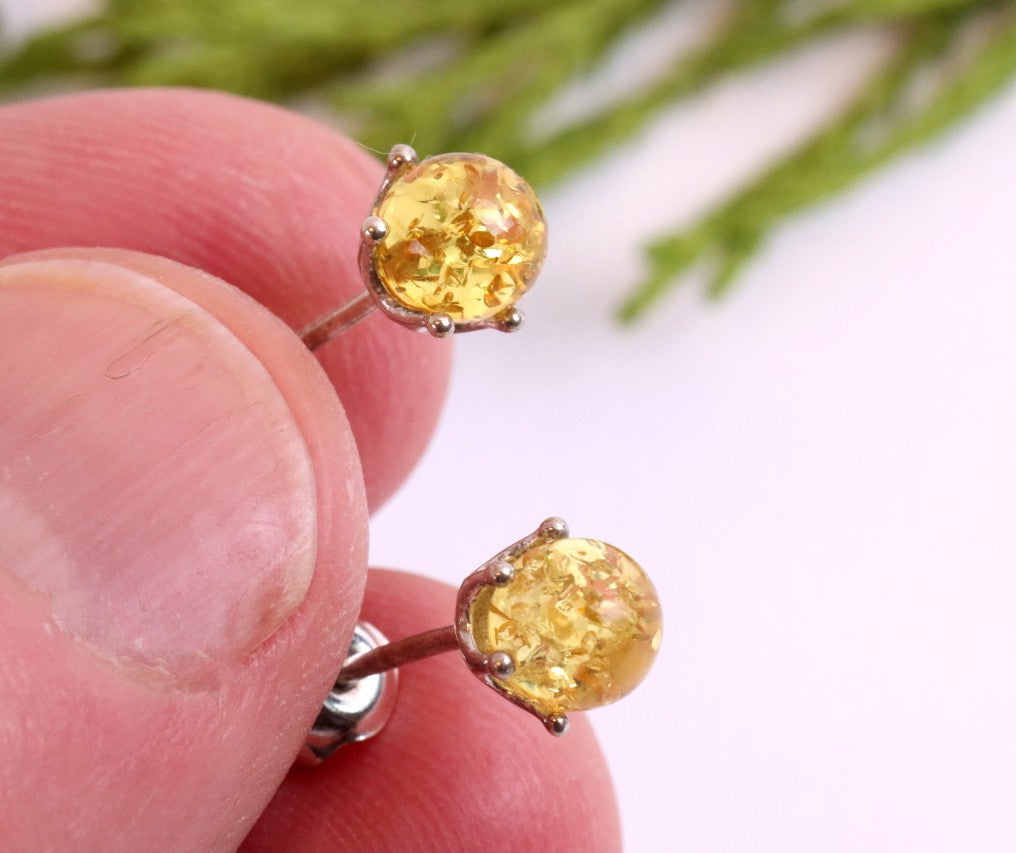 Special Offer – 2 Pairs Included!