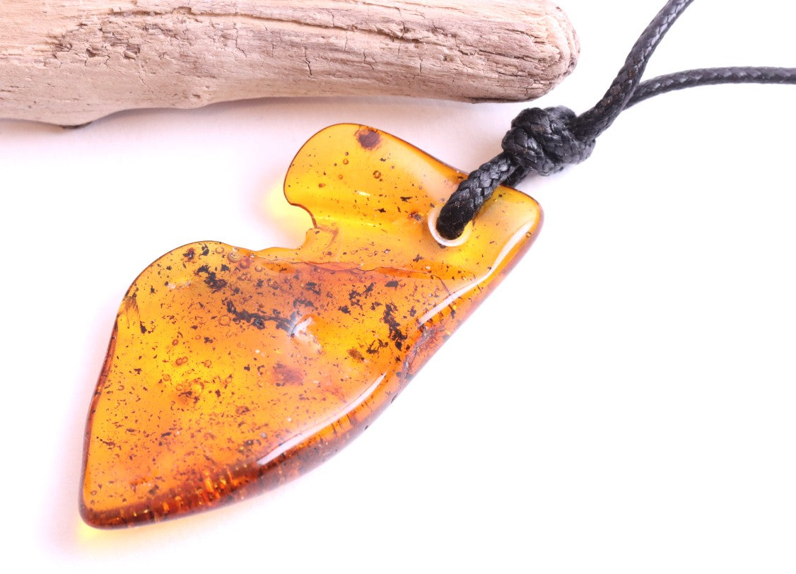 40 Million-Year-Old Insect Inclusion Amulet with Air Bubbles