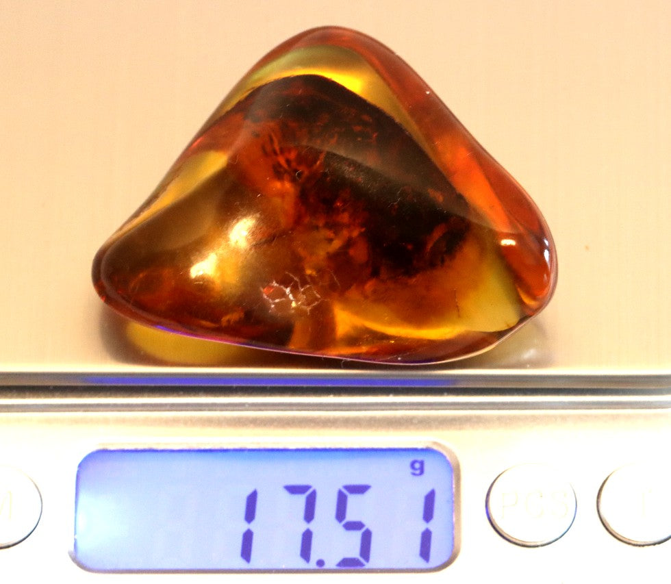 Amber Worry Stone – Stress Relief & Healing Energy