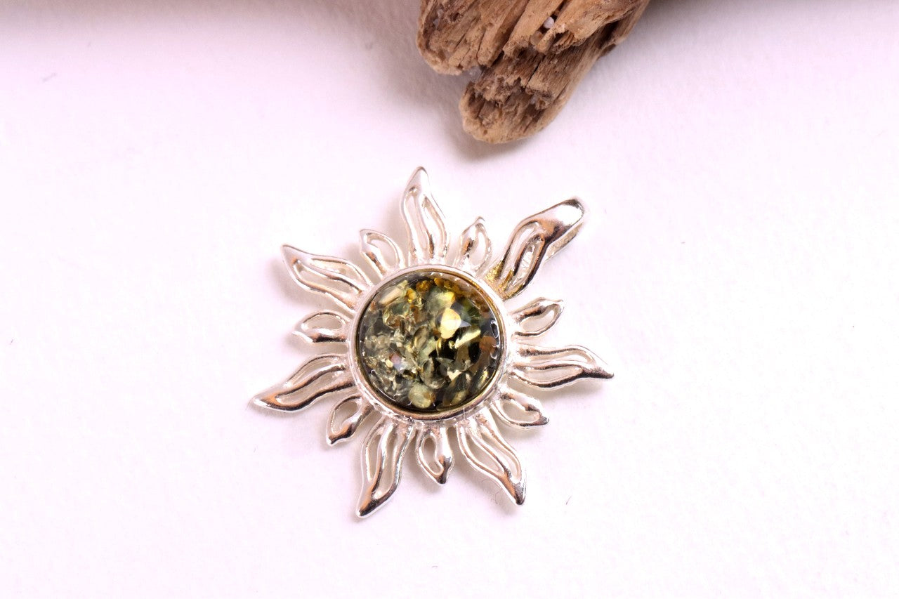 Radiant Sun Pendant – 925 Sterling Silver with Green Baltic Amber