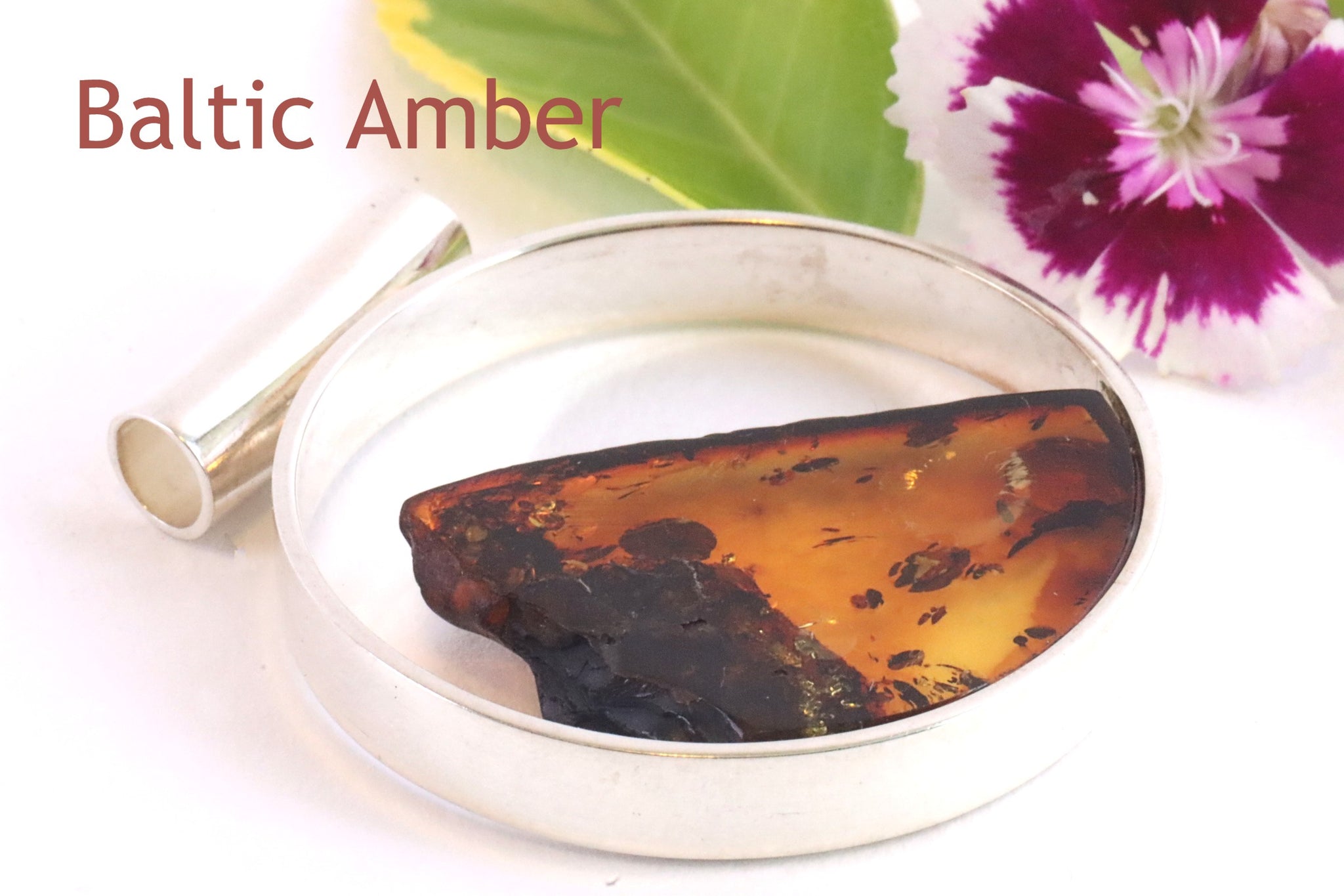 Exclusive Modern Outstanding Design 100% Handmade Amber Natural Amber Gemstone  Pendant