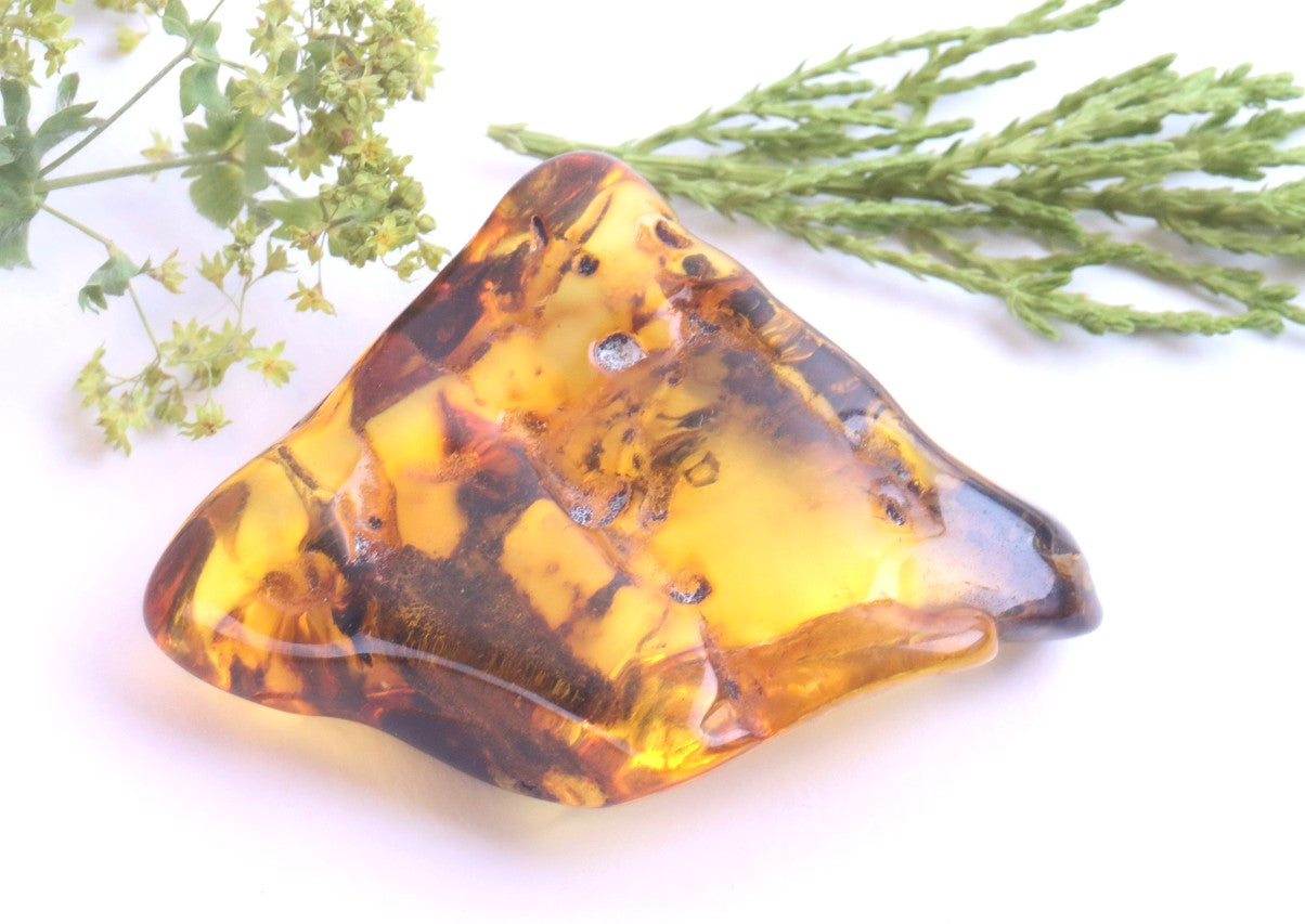 Natural Baltic Amber Gem / Calming Meditation Stone