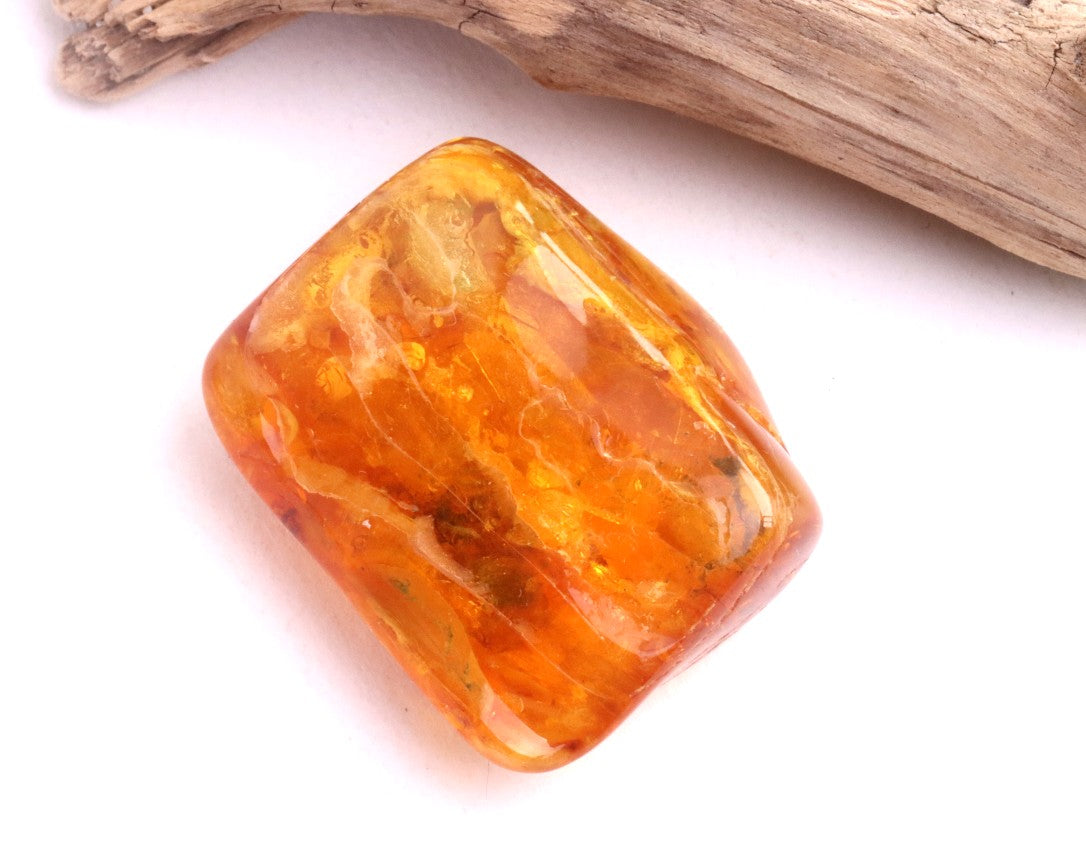 Amber Worry Stone – Stress Relief & Meditation Aid