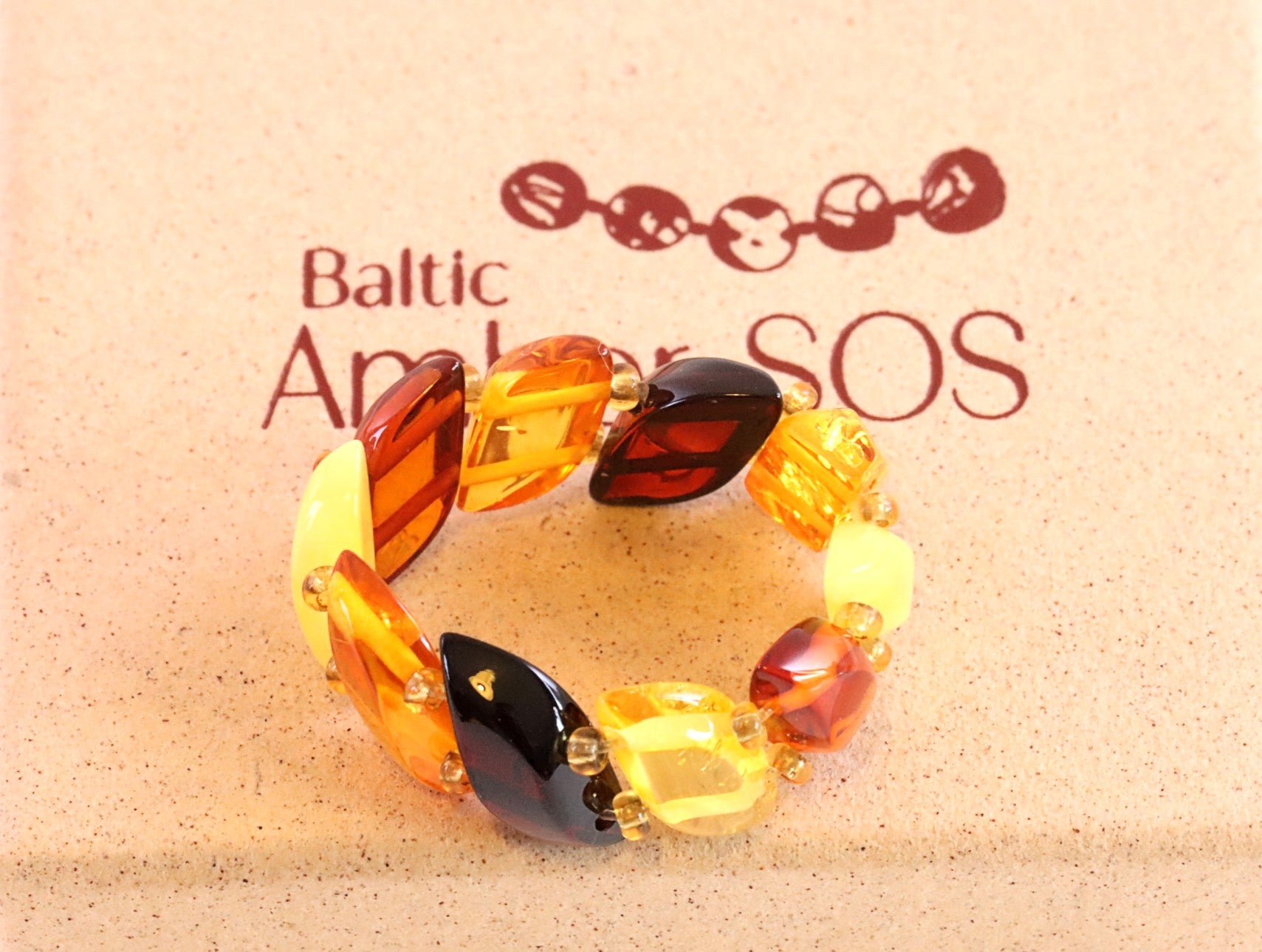 Diagonal Elasticated Amber Ring