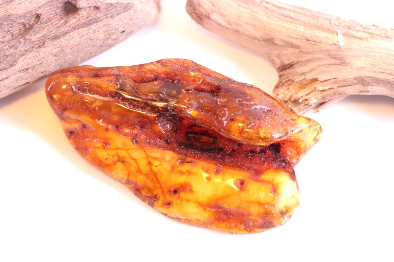 Natural  Baltic Amber Gemstone