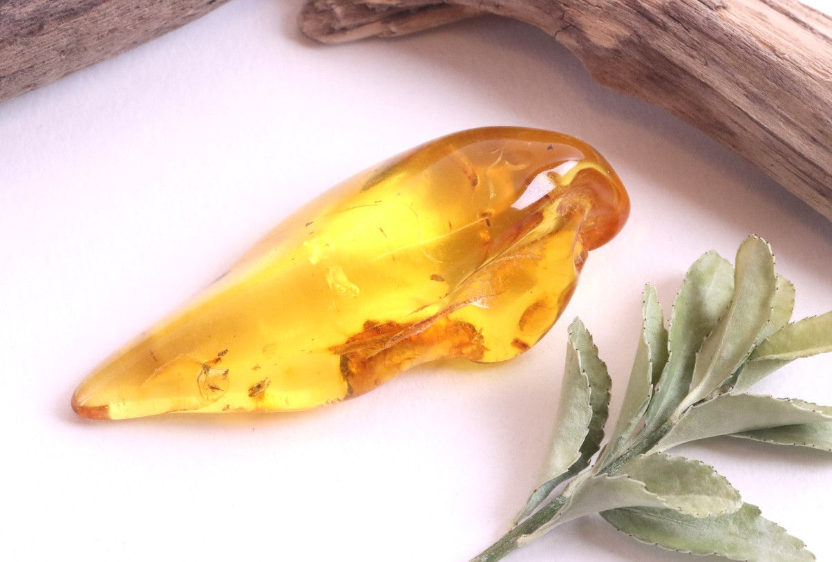 Natural Amber Gemstone Amber for Luck