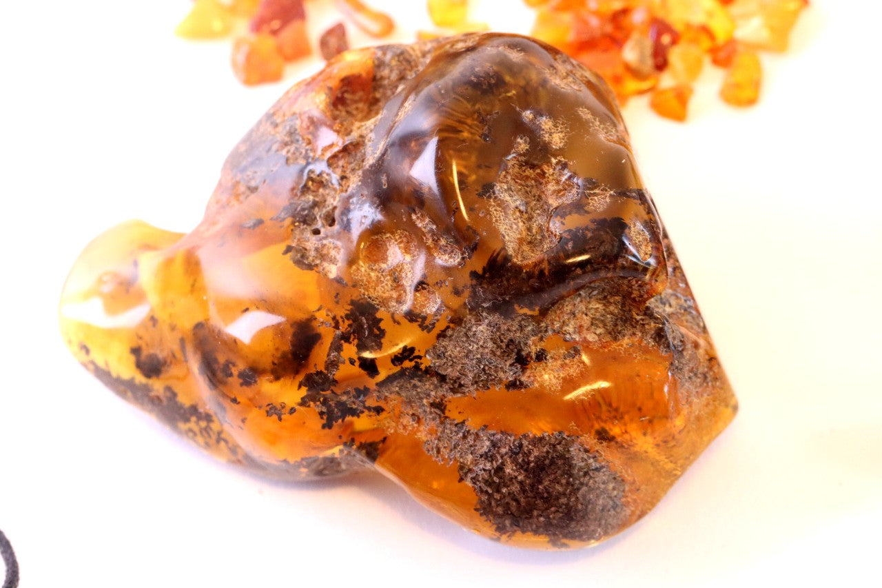 Unbelievable Large Amber Collector's Gem 86.74g