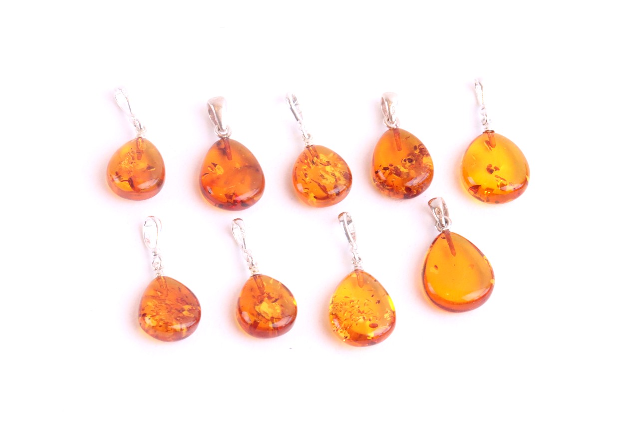 Dainty Drop Pendant