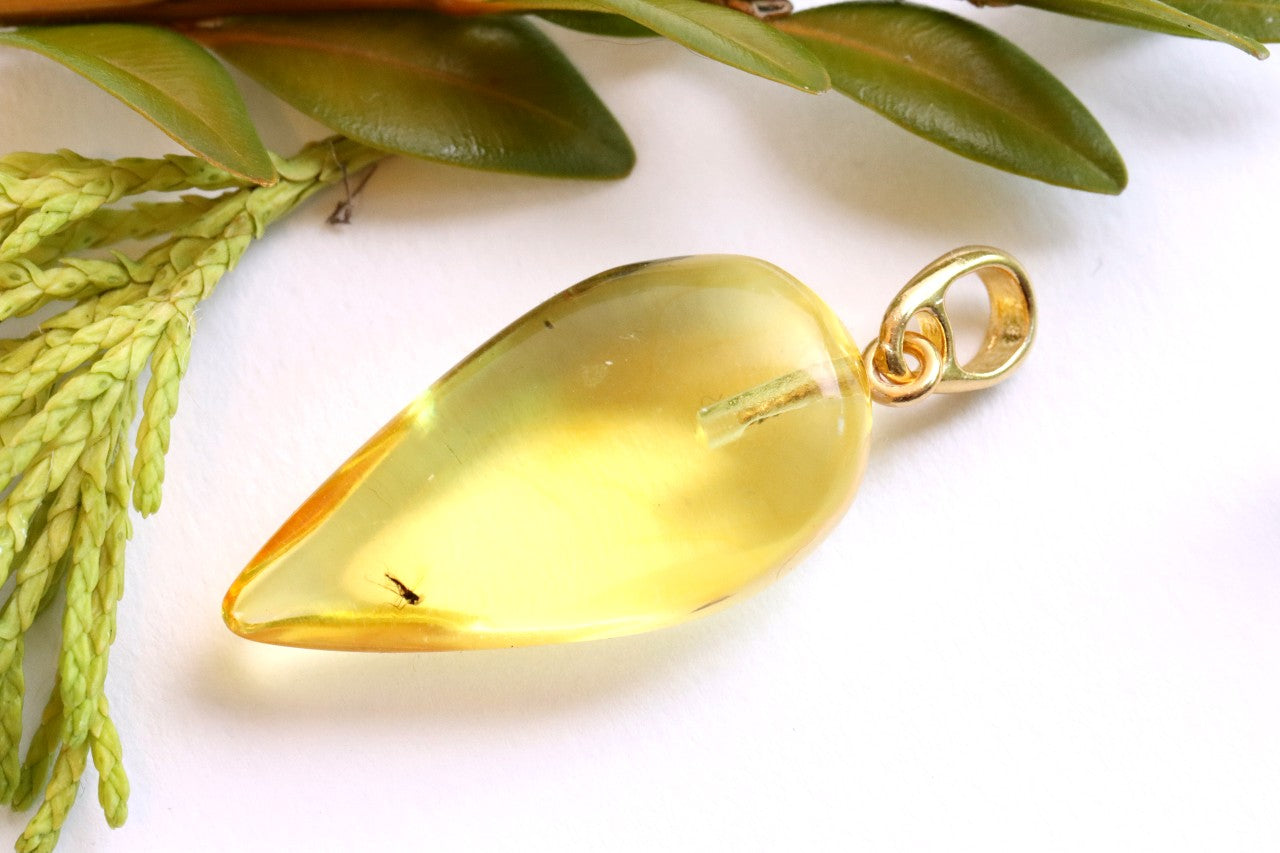 Clear Baltic Amber Pendant with Visible Insect Inclusion | Gold-Plated Jewellery