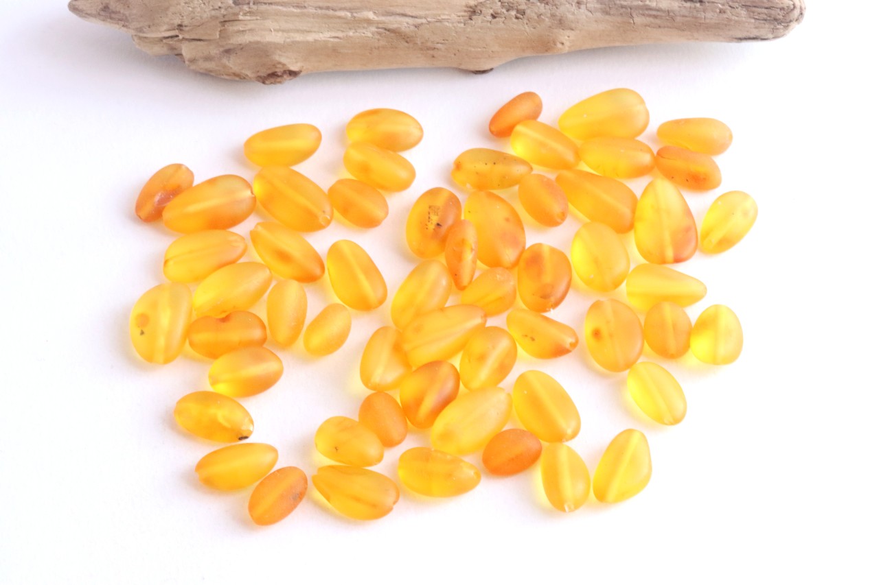 Crafting Baltic Amber Beads – Semi-Polished Bean-Shaped Beads