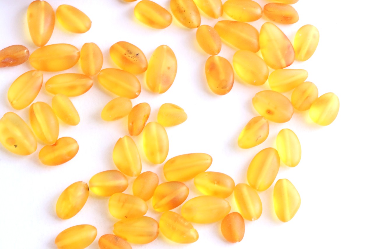 Crafting Baltic Amber Beads – Semi-Polished Bean-Shaped Beads