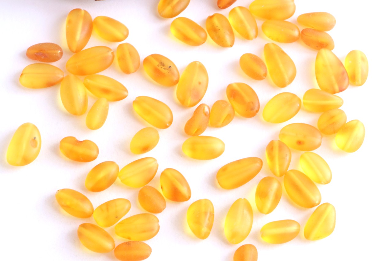 Crafting Baltic Amber Beads – Semi-Polished Bean-Shaped Beads