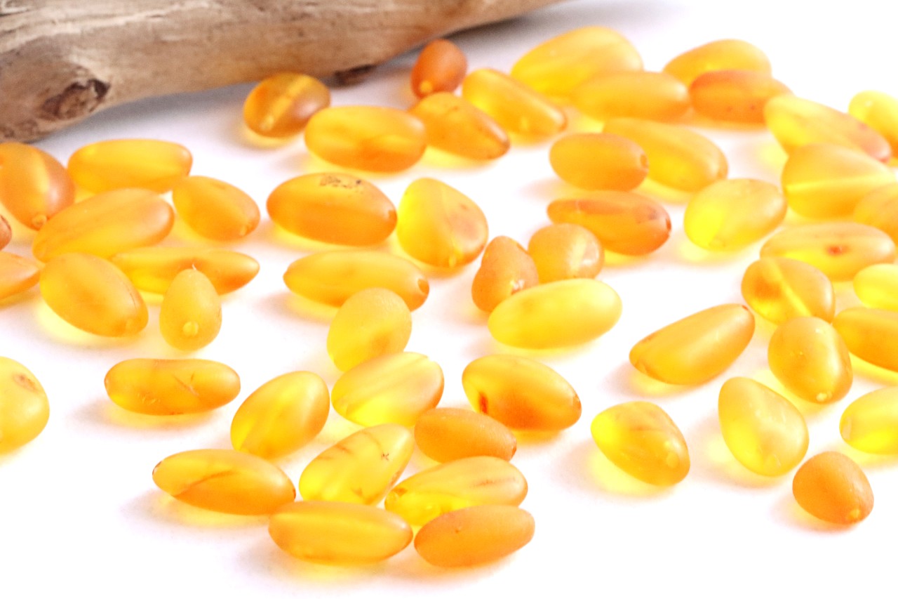 Crafting Baltic Amber Beads – Semi-Polished Bean-Shaped Beads