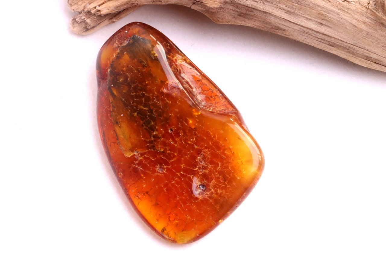 Amber Worry Stone – Stress Relief & Healing Energy
