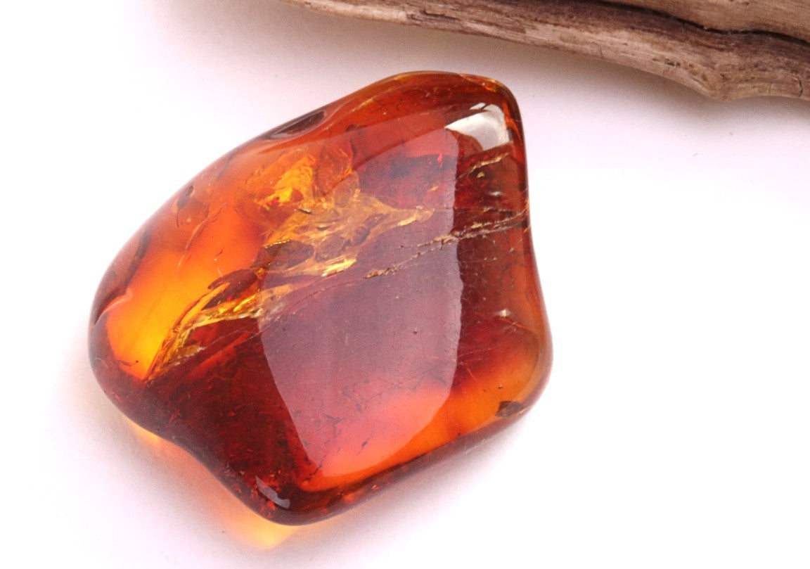 Smooth Polished Baltic Amber Gem – 40 Million-Year-Old Meditation Stone