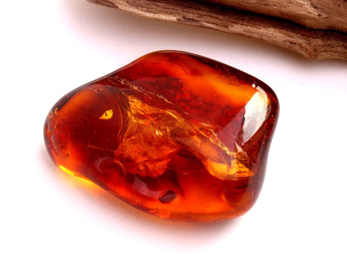 Smooth Polished Baltic Amber Gem – 40 Million-Year-Old Meditation Stone