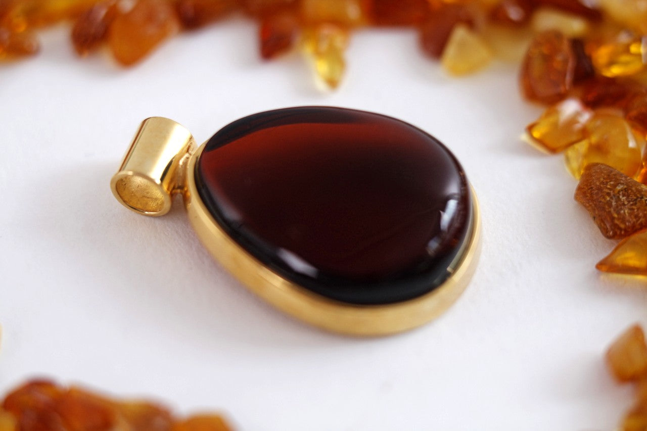 925 Gold Plated Silver One Of A Kind Amber Pendant