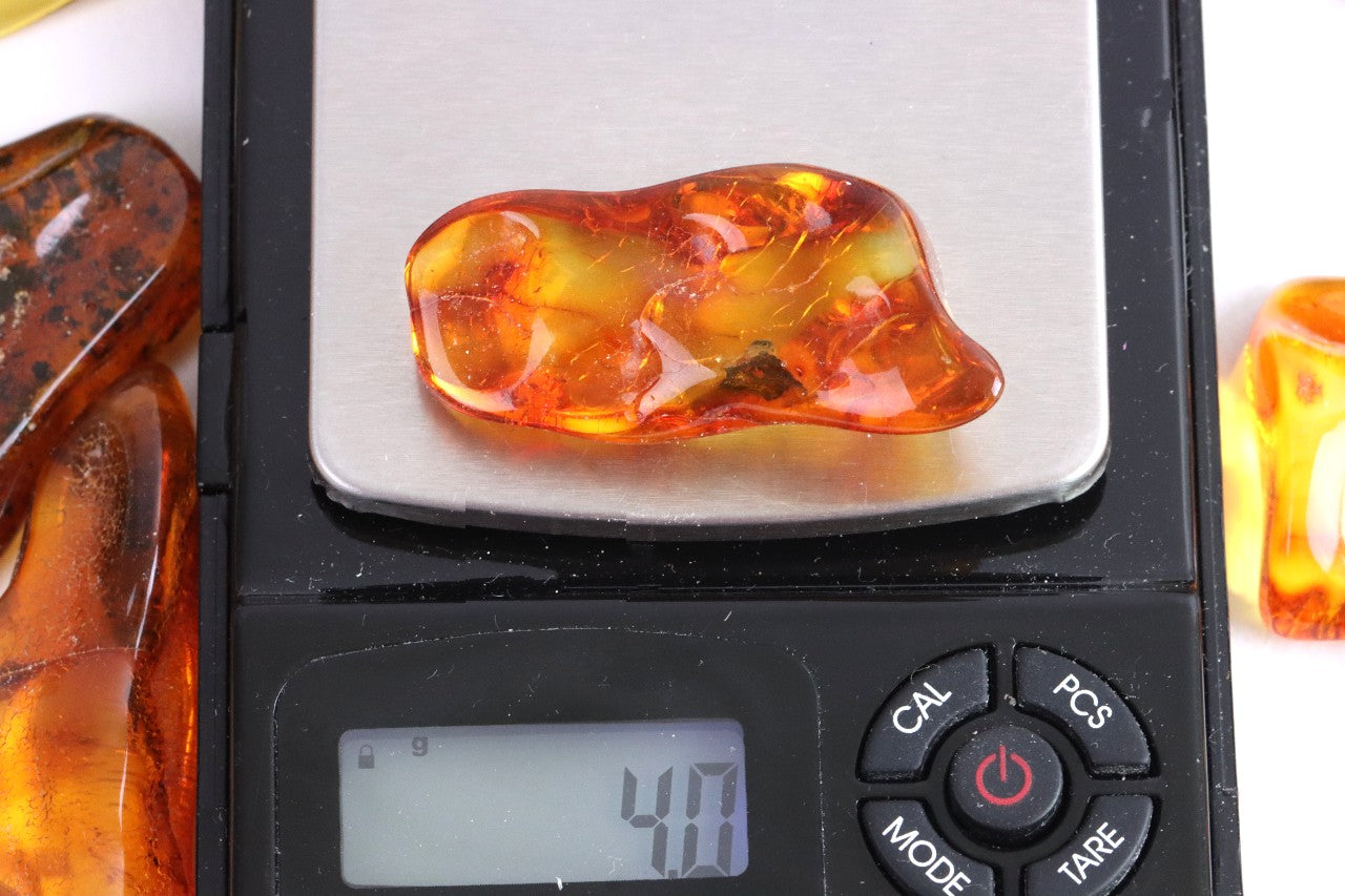 Crafters Wholesale Offer Tumbled Amber Gemstone / Average 3g - 5g each