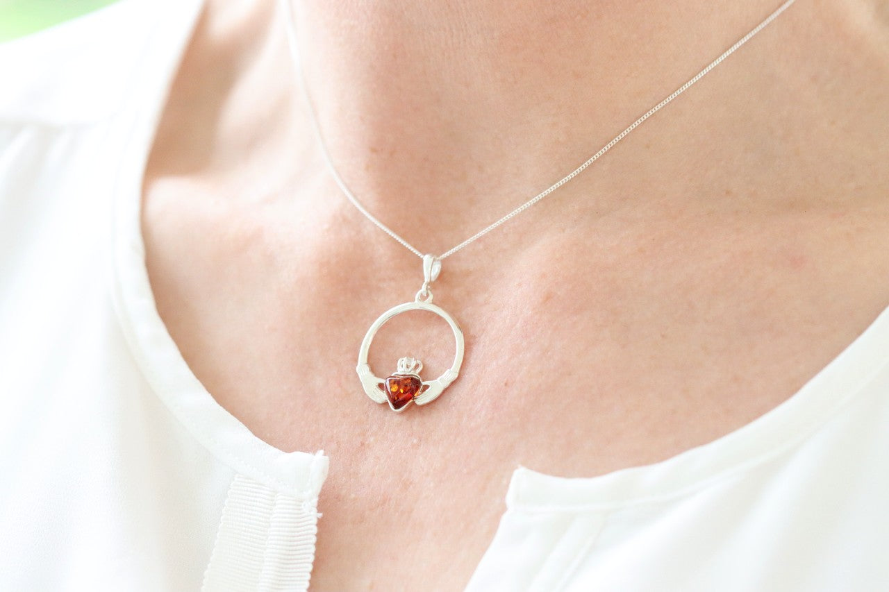 Sterling Silver Claddagh Pendant